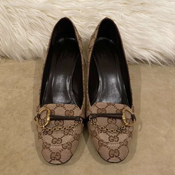 Gucci Shoes - Gucci vintage heels